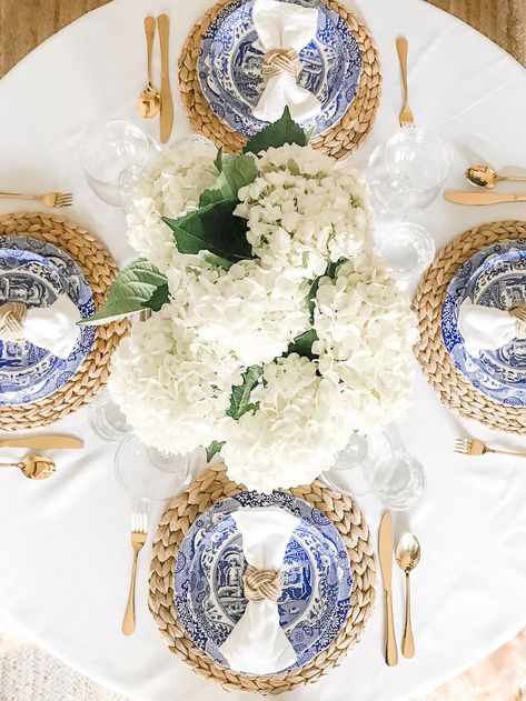 Blue White And Gold Tablescape, Neutral Tablescape Dining Room, Table Settings Everyday Dinnerware Sets, Mikasa Italian Countryside Tablescape, Blue And White Dinnerware Tablescape, Blue White Gold Table Setting, Blue White Dinnerware, Delft Blue Decor, Rustic Dinner Table Setting