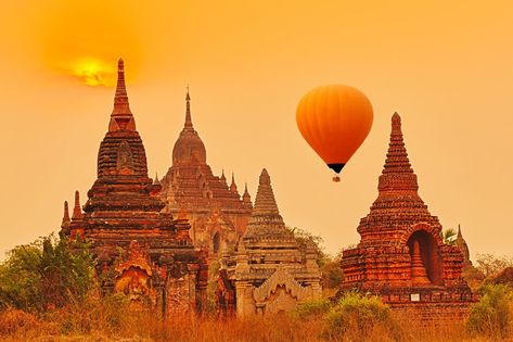 Hot Air Ballooning in Myanmar: Best Hot Air Balloon Flights | kimkim Ngapali Beach, Besties Pictures, Bagan Myanmar, Inle Lake, Balloon Flights, Paper Wall Hanging, Siem Reap, Ancient Temples, Bagan