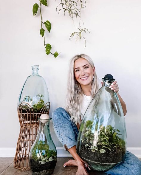 Building a Self-Sustaining Terrarium — House + Plant Hanging Plant Terrarium, Self Watering Terrarium, Sealed Terrarium Bottle Garden, Terrarium Ideas Crystals, Terrarium Self Sustaining, Diy Large Terrarium, Walk In Terrarium, Self Sustaining Terrarium Ecosystem, Glass Terrarium Ideas Easy Diy