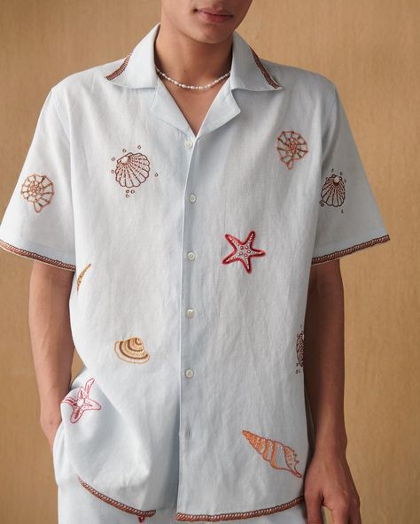 Embroidery Shirt Men, Hand Embroidered Shirt, Stylish Boy Clothes, Beaded Shirt, Printed Linen Fabric, Tropical Fashion, Trendy Shirt Designs, Batik Design, Half Sleeve Shirts