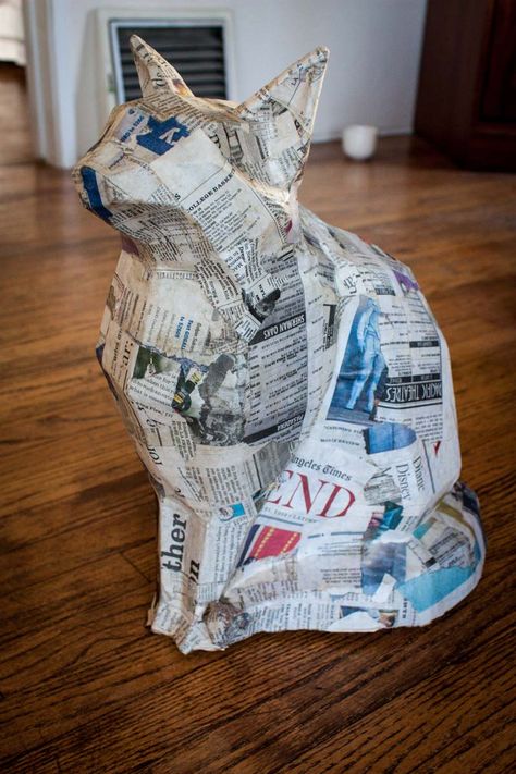 Geometric Cat Sculpture: From 3D to Paper Mache – BradWallaceDesign.com – The Big Fat Juicy Blog Cardboard Cat Sculpture, Papier Mache Cat, Animal Paper Mache, Paper Mache Easy, Paper Mache Sculpture Ideas, Cat Paper Mache, Paper Mache Skull, Paper Mache Ideas, Cardboard Art Sculpture