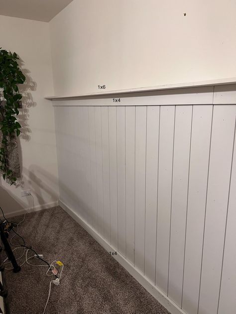 #homeimprovement #wainscoting #interiordesign #homedecor #diyprojects #renovation #decoratingideas #woodworking #architecture #homestyle Vertical Shiplap Half Wall With Shelf, Shiplap Wainscoting Bedroom, Half Shiplap Wall Dining Room, Easy Panel Wall, Tongue And Groove Walls Bedroom, Vj Panelling Bedroom Half Wall, Half Shiplap Wall Bedroom, Vertical Shiplap Entryway, Shiplap Wall With Shelf