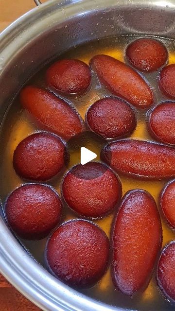 Himalayan Mum's Recipes on Instagram: "Gulab Jamun #lalmohan #reels #instagramreels" Bread Gulab Jamun Recipe, Sweet Dishes Indian, Simple Snacks Recipes Indian, Gulab Jamun Recipe Video, Sweets Recipes Indian, Best Indian Food Recipes, Vegetarian Breakfast Recipes Indian, Snacks Recipes Indian, Easy Gulab Jamun Recipe