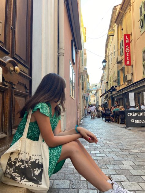 French Summer Aesthetic, French Lifestyle Aesthetic, Nice France Aesthetic, French Girl Summer, Southern Summer, French Girl Aesthetic, 2024 Travel, French Aesthetic