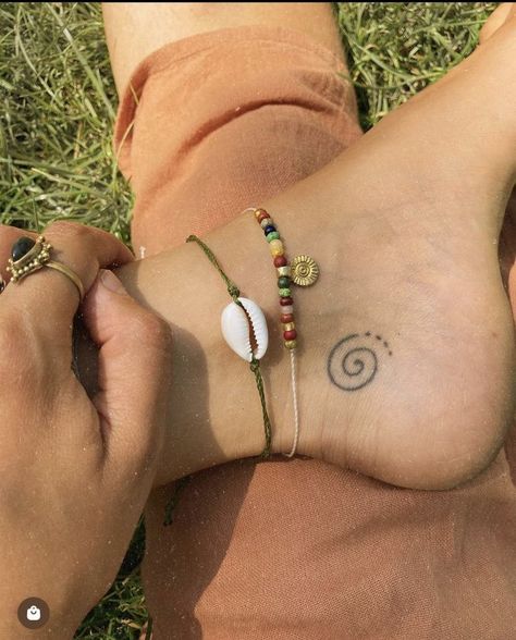 Groovy ! Spiral Ankle Tattoo, Lower Neck Tattoo Women, Small Hippie Tattoo, Spiral Tattoo Ideas, Evolving Tattoo, Small Earthy Tattoos, Spiral Tattoo, Body Positive Art, Outfitinspo Style