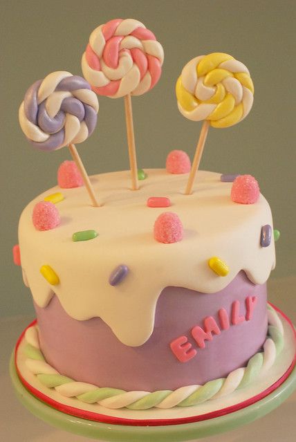 Candy Theme Cake, Caramel Apple Dessert, Kue Fondant, Super Torte, Balayage Caramel, Candyland Cake, Lollipop Cake, Highlights Caramel, Candy Birthday Cakes