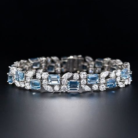 Vintage Jewelry Antique, Diamond Bracelet Design, Platinum Bracelet, Blue Topaz Jewelry, Deco Blue, Topaz Jewelry, Bangles Jewelry Designs, Diamond Jewelry Designs, Aquamarine Jewelry