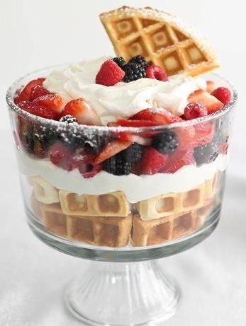 This brunch-y spin on trifle is packed full of homemade waffles, creamy vanilla filling and fresh berries. Feel free to sub in whatever berries are on sale, or that you find at your local farmers market. The cream cheese filling can be made lemon instead of vanilla, too. Summer Trifle, Berry Waffles, Waffle Ingredients, Vanilla Filling, Trifle Bowl, Homemade Waffles, Trifle Recipe, Summer Berries, Cream Cheese Filling