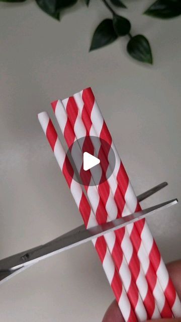 Marioara Gabriela on Instagram: "154 days until Christmas 😶‍🌫️ #christmascoming #crafts #paperstar #paperwork #paperlove #Christmas #crafting" Straw Crafts, Holly Jolly Christmas, Handmade Christmas Crafts, Christmas Crafting, Days Until Christmas, Holiday Crafts Christmas, Jolly Christmas, Christmas Ornament Crafts, Christmas Crafts Decorations