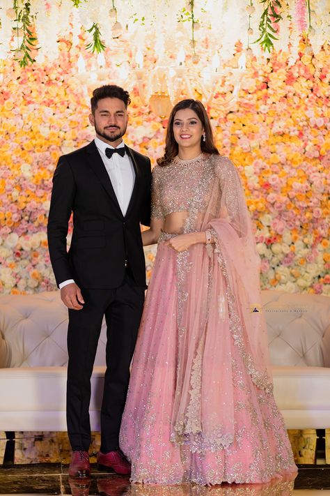 Engagement Couple Dress, Engagement Dress For Groom, Engagement Dress For Bride, Bride Reception Dresses, Wedding Reception Outfit, Reception Outfits, Indian Engagement, Indian Wedding Gowns, Reception Outfit