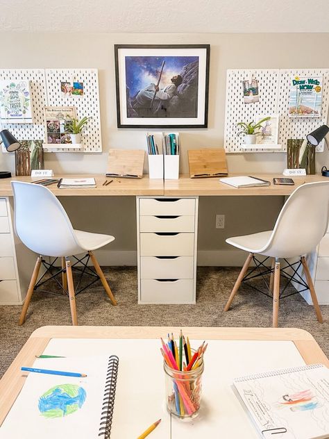 Kids Study Room Ideas, Playroom Desk, Kids Homework Room, Kids Study Spaces, Homeschool Room Design, Homework Room, Kids Shared Bedroom, Study Table Designs, Kids Study Table