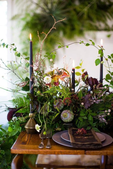 Fern Centerpiece Wedding, Fern Centerpiece, New Year's Party Decorations, Enchanted Forest Wedding, Foliage Wedding, Wedding Party Ideas, New Years Eve Decorations, Floral Inspiration, Wedding Tablescapes