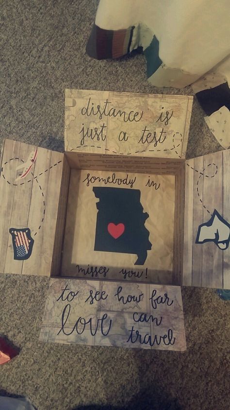 Military deployment care package Army Boyfriend Gifts, Army Care Package, Deployment Care Package Ideas, Deployment Packages, Diy Care Package, College Survival Kit, Deployment Care Packages, Military Care Package, Deployment Gifts