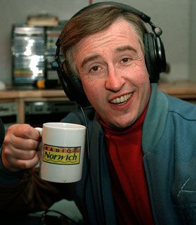 Alan Partridge Moth Club, Steve Coogan, Alan Arkin, Radio Presenter, Alan Partridge, North Norfolk, Comedy Actors, Tv Comedy, Interactive Games