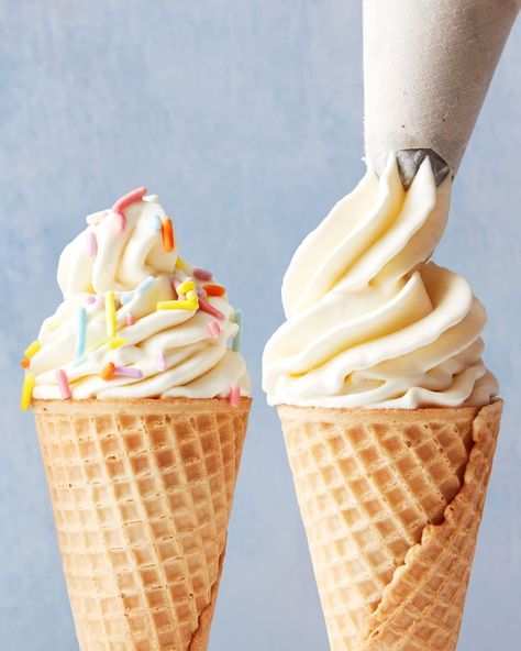 My Homemade Soft Serve Is Better Than Anything From An Ice Cream Truck Quick Homemade Ice Cream, Soft Serve Recipe, Homemade Soft Serve Ice Cream Recipes, Soft Ice Cream Recipe, Diy Soft Serve Ice Cream Recipes, Diy Soft Serve Ice Cream, Soft Serve Flavors, Homemade Soft Serve Ice Cream, Soft Ice Cream