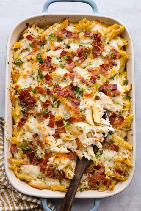 Chicken Recipes Simple, Chicken Bacon Ranch Bake, Pasta Bacon, Bacon Ranch Casserole, Bacon Dinner, Ranch Casserole, Bacon Casserole, Ranch Sauce, Chicken Bacon Ranch Pasta