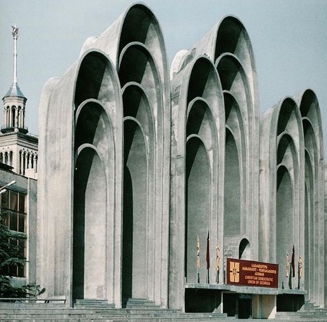 "Andropov's Ears" - O.Kalandarishvili and G. Potskhishvili, Tbilisi (1983) Brutalism Architecture, Concrete Architecture, Industrial Architecture, Architecture Ideas, Living Modern, Brutalist Architecture, Amazing Buildings, Structure Architecture, Cool Landscapes