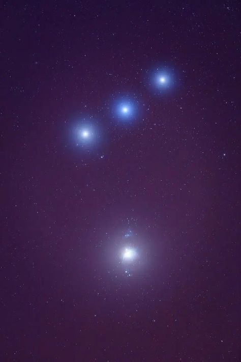 Orion's Belt: spiritual meaning - Awakening State Orions Belt Tattoo Stars, Orion’s Belt Constellation, Orion’s Belt, Orion Constellation Wallpaper, Orions Belt Tattoo, Orion Aesthetic, Orions Belt Constellation, Orion Belt, Orions Belt