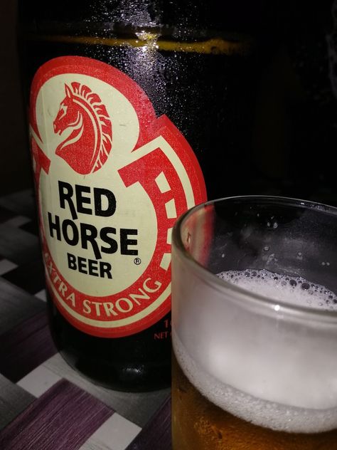 Drink Photos Aesthetic, Redhorse Beer Aesthetic, Alcohol Fake Story, Tanduay Select, Redhorse Beer Prank, Red Horse Beer Aesthetic, Beers Aesthetic, Beer Aesthetic Drinking, Drinks Alcohol Snapchat Story