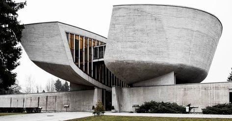 Sci Fi Architecture, Brutalism Architecture, Brutalist Buildings, Interesting Buildings, Brutalist Architecture, Building Structure, Brutalism, Futuristic Architecture, Modern Buildings