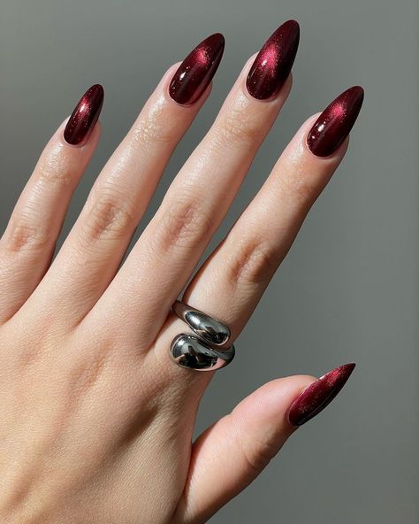 35 Funky Nail Ideas to Inspire You Iridescent Red Nails, Dark Red Marble Nails, Magnetic Nails Red, Fall Magnetic Nails, Salvatore Nails, Glass Nails Red, Red Fade Nails, Garnet Nails Designs, Glass Red Nails