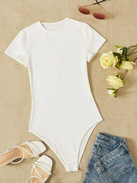 White Casual Collar Short Sleeve Fabric Plain Tee Embellished High Stretch Summer Women Jumpsuits & Bodysuits White Bodysuit Outfit, Body Shein, T Shirt Bodysuit, Tshirt Bodysuit, White Body Suit, Summer Bodysuits, Comfy Jumpsuits, Bodysuit White, Bodysuit Tops