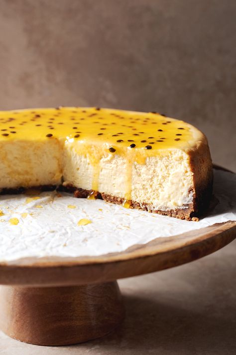 Super creamy baked passionfruit cheesecake with a spiced Lotus biscuit crust. It’s decadent and so insanely good! #passionfruit #cheesecake | teakandthyme.com Passionfruit Dessert, Biscoff Crust, Passionfruit Cheesecake, Biscuit Crust, Lotus Biscuits, Passionfruit Recipes, Biscoff Biscuits, Baked Cheesecake, Fruit Dessert Recipes