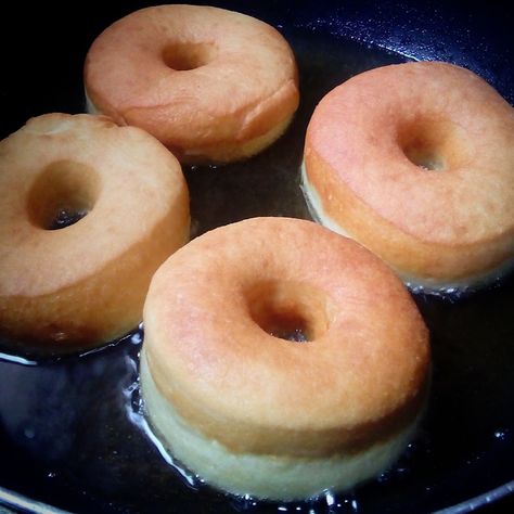 Soft and Fluffy Doughnuts - Recipes by Dolapo Grey Traditional Doughnut Recipe, Instant Yeast Doughnut Recipe, Donut Recipe Yeast, Instant Yeast Desserts, Yeast Donut Recipe Fried, The Best Donut Recipes, Best Homemade Donuts Ever, Best Yeast Donut Recipe, Yeast Doughnut Recipe Fried