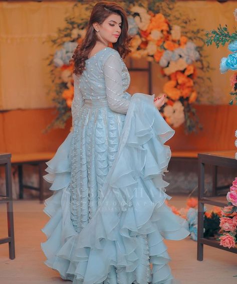 Elegant Fashion Outfits, Shadi Dresses, Couple Wedding Dress, Girls Dresses Sewing, Latest Bridal Dresses, Pakistani Wedding Outfits, Pakistani Fancy Dresses, Pakistani Fashion Party Wear, Fancy Dresses Long