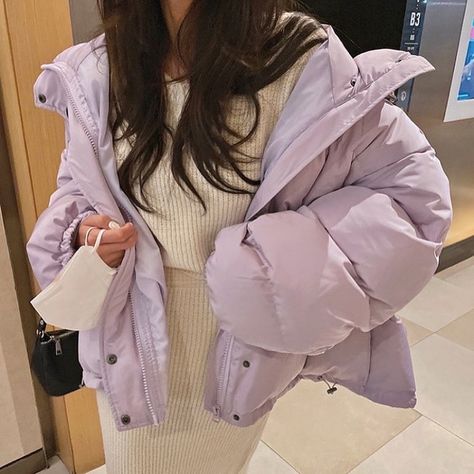 Light Purple Puffer Jacket Outfit, Mauve Puffer Jacket Outfit, Lilac Puffer Jacket Outfit, Lavender Puffer Jacket Outfit, Poofy Jacket Outfit, Light Purple Jacket Outfit, Purple Coat Outfit Winter, Purple Puffer Jacket Outfit, Lilac Puffer Jacket