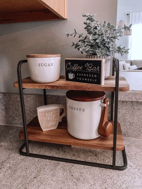 Coffee And Tea Organization Countertop, Coffee Nook Countertop, Minimalist Coffee Station Kitchen, Coffee Spot On Kitchen Counter, Kitchen Decor Coffee Station, At Home Coffee Station Counter Space, Coffee Tray Decor Ideas, Coffee Bar Decor Ideas Modern, Medicine Storage On Counter