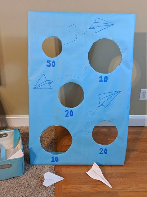 Simple Paper Airplane Birthday Party Decorations - Paper Airplane Toss Game Paper Airplane Party, Fun Party Crafts, Påskeaktiviteter For Barn, Airplane Birthday Party Decorations, Throwing Games, Airplane Birthday Party, Airplane Party, Birthday Paper, Paper Airplane