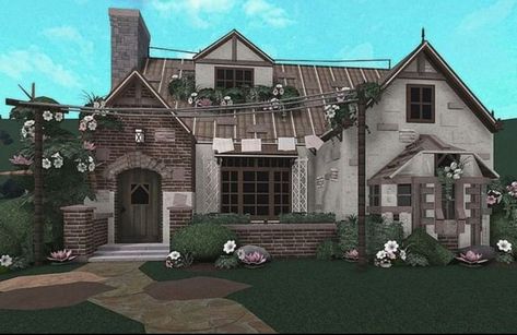 Not mine!! Cottage Core Bloxburg House, Bloxburg Cottage, Cottage House Exterior, Cottagecore House, Cottage Core House, House Plans With Pictures, House Decorating Ideas Apartments, Small House Layout, Tiny House Layout