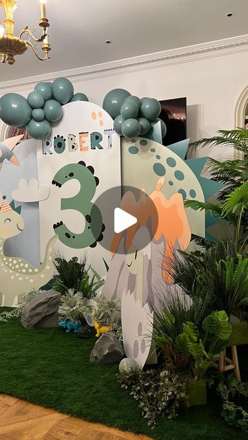 LONDON BALLOONS - ВОЗДУШНЫЕ ШАРЫ ЛОНДОН on Instagram: "🎈🦖 Dino-Mite Birthday Surprise! 🦖🎈

Together with Svetlana @svetlana.zaxarov , we created an unforgettable party and morning surprise for Robert’s 3rd birthday! His bedroom ceiling was filled with vibrant latex and foil dinosaur balloons, making his special day truly magical. 🥳🎉

Seeing our little birthday boy so happy is what we love the most! 💖

#BirthdaySurprise #DinosaurParty #BalloonDecor #dinoparty #3rdbirthday #dinosaur #dinosaurparty #KidsBirthday #londonballoons #essexballoons #тортылондон #цветылондон #шарылондон #шарикилондон #доставкашаровлондон #londonballoonsdelivery #kensington #kensingtonmums #kensingtonballoons" Dinosaur Balloons, Bedroom Ceiling, Dino Party, Dinosaur Party, Birthday Surprise, Balloon Decorations, 3rd Birthday, Boy Birthday, Special Day