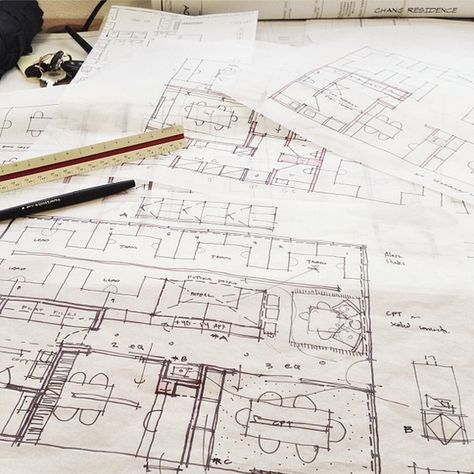 Technically, not a rendering.  But a hand drawn plan ideation- part of the quick and visceral process of design.  by Bob Borson Instagram Nov 26 2013 Croquis, Sketching 101, Schematic Plan, Archi Student, Floor Architecture, Architecture Sketching, Sketch Plan, Life Of An Architect, Architectural Sketching