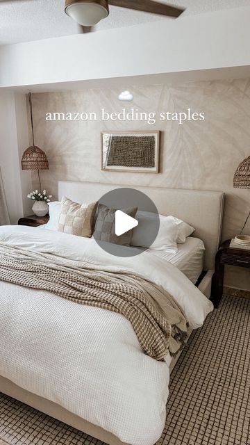 Chelsea Alysa | Home & Lifestyle | Miami, Fl on Instagram: "comment A20 for links to my @amazon bedding favorites 🤎  For the down comforter - it’s the super king size and I have the medium weight paired with the Cali king size of the duvet cover. For the neutral checkered throw pillow, I have similar options linked on the LTK post if they’re still sold out! 🤎  Bamboo sheets @gokotta.us  Down comforter @apsmileduvet  Duvet cover and throw blanket @bedsurehome  Pillow covers @amazon @doublestitchhome   ▫️follow @groundedinneutral for more cozy home content  ▫️shop my feed on LTK & Amazon Storefront - links are in my bio!   #neutralbedroom #bedroomdecor #bedding #makethebed #cozyhome #cozyvibes #neutralhomedecor ⁣⁣⁣  neutral home decor, bedroom styling, cozy home, hygge, bedding, sheets, du Duvet Cover Amazon, Bedding King Size Ideas, King Bed Comforter Ideas, Amazon Bedding Ideas, Hygge Bedding, How To Layer Bedding, How To Layer A Bed, How To Style A Bed, King Size Bedding Ideas