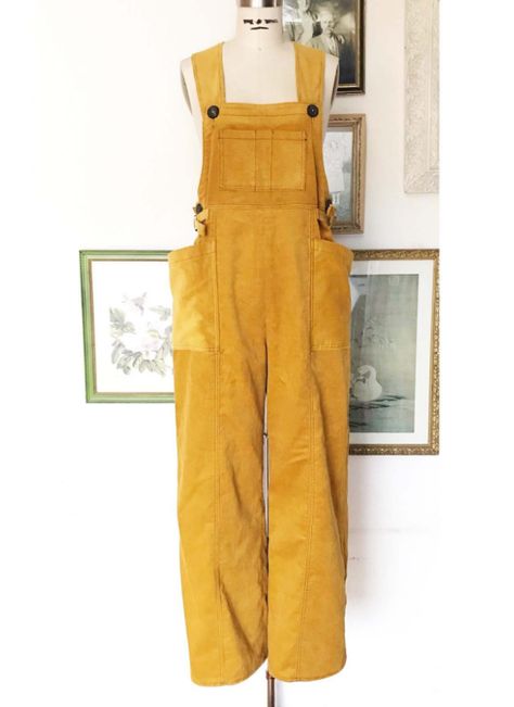 Diy Overalls, Overalls Sewing Pattern, Linen Overalls, Dungaree Dress, Sewing Magazines, Make Your Own Clothes, Jumpsuit Pattern, Diy Sewing Clothes, Diy Sewing Projects