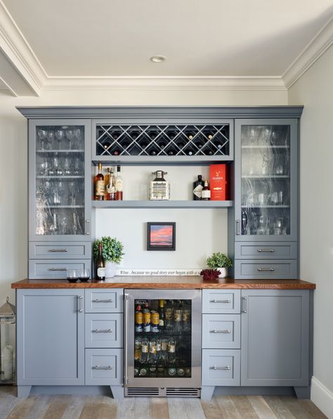 Sunlit Kitchen, Built In Bar Cabinet, Dry Bar Ideas, Dining Room Built Ins, Kitchen Wet Bar, Dining Room Built In, Home Bar Ideas, Home Wet Bar, Home Bar Cabinet