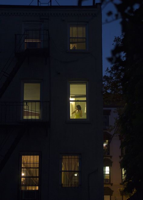 House At Night, Night Window, Window Photography, Bg Design, House Window, Dark City, Window Light, Through The Window, Inside Outside