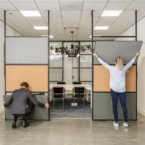 Commercial Room Dividers, Partition Wall In Office, Modular Partition Design, Small Office Partition Ideas, Office Space Divider Ideas, Office Partition Design Wall Dividers, Office Wall Divider, Partition Design Office, Modular Office Design