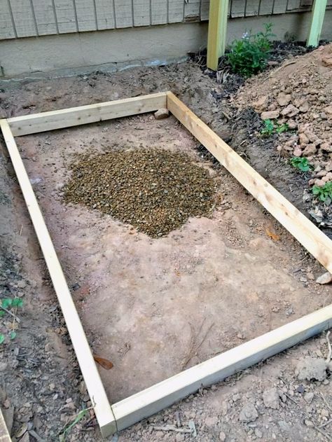 Concrete Forms Walkway, Pour Concrete Patio Diy, Diy Cement Patio, Diy Concrete Slab, Stairs Porch, Pouring Concrete Slab, How To Lay Concrete, Garden Activity, Poured Concrete Patio