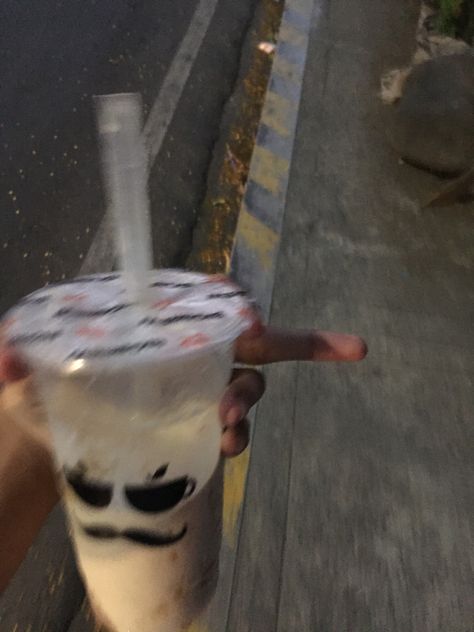 Milktea Photo Prank, Pic Prank Friend, Milk Tea Picture Prank, Milktea Prank Pictures, How To Prank Your Friends, Milk Tea Prank, Picture Prank For Friends, Boys In Hoodies Aesthetic, Random Photo Dump Pics