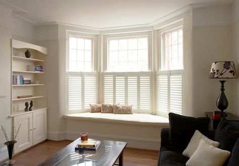 10 chic ways to use your bay window alcove | homify | homify Window Shutters Uk, American Shutters, Bay Window Blinds, Bay Window Shutters, Living Room Design Diy, Cafe Style Shutters, Kitchen Window Coverings, Small Apartment Therapy, Ideas For House