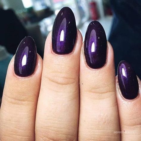 20 Gorgeous Purple Nails to Inspire your Next Nail Design Purple Winter Nails, Nail Purple, Ongles Gel Violet, Dark Purple Nails, Midnight Purple, Unghie Sfumate, Nails Dark, Purple Nail Art, Purple Acrylic Nails