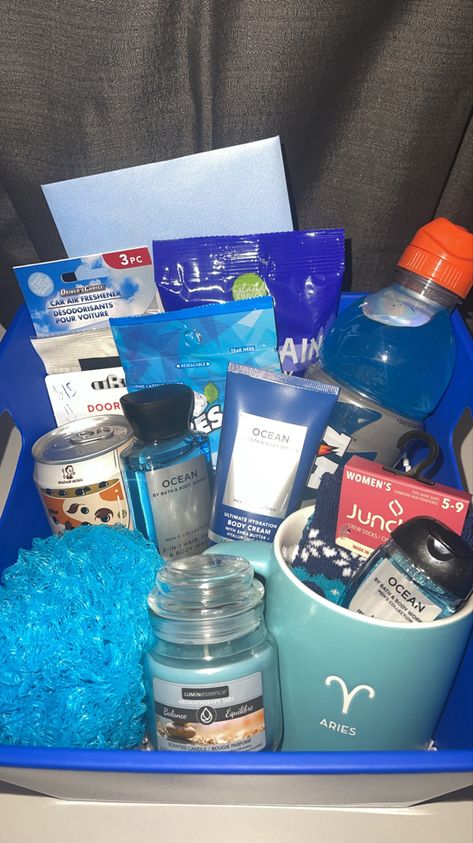 Boy Birthday Basket Ideas, Blue Boyfriend Basket, Blue Valentines Basket, Im Sorry Basket For Boyfriend, Gift Basket Ideas For Men Birthday, Burr Basket For Bf Christmas, Winter Basket For Boyfriend, Brr Baskets For Him, Happy Birthday Basket For Boyfriend