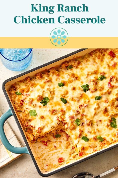 The Easy Southwestern Casserole You Have To Try Southwestern Casserole, Winter Comfort Food Recipes, Food Dudes, Easy Meal Plan, King Ranch Chicken Casserole, King Ranch Chicken, Oven Meals, Ranch Casserole, Hamburger Dishes