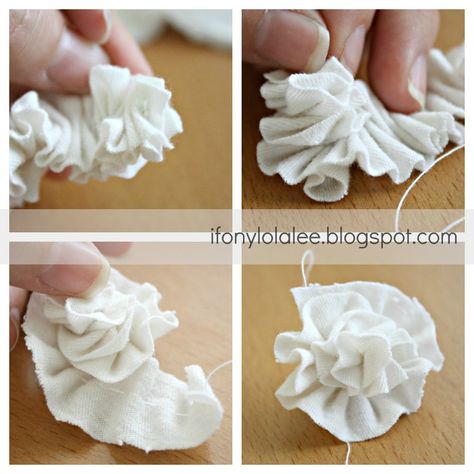 I've seen a lot of rolled flowers on the internet and Pinterest, as well as the many  things that you can do  with them.  I have tried an... Fabric Flower Wreath, Flower Wreath Diy, Rolled Flowers, Floral Crafts, Headband Fashion, Ruffle Flower, Handmade Flowers Fabric, T Shirt Flowers, Rose T Shirt