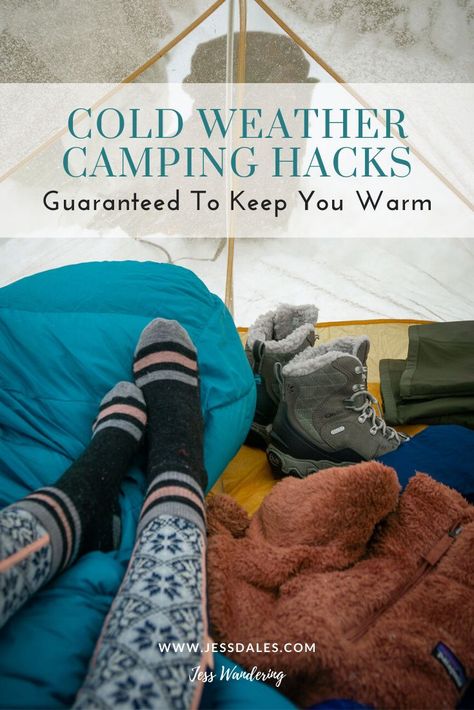 Cold Weather Tents, Winter Camping Outfits, Cold Camping, Snow Camping, Tent Camping Hacks, Camping Packing List, Mountain Camping, Camping Packing, Fall Camping