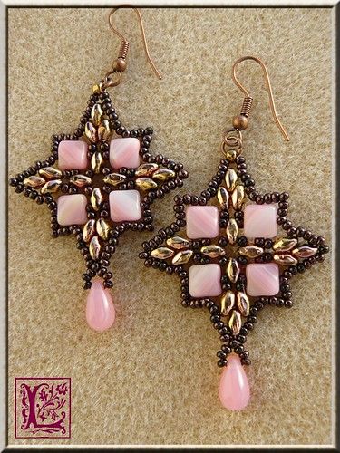 Super Duo & Silky Beads | Boucles d'Oreilles | Chez_Laurette | Flickr Super Duo Beads, Duo Beads, Beaded Earring, Super Duo, Beaded Jewlery, Fancy Beads, Beaded Jewelry Tutorials, Beaded Earrings Patterns, Jewelry Design Earrings