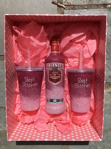 Purchase Smirnoff And 2x sippy cups please add details for cups in notes 21st Birthday Gifts For Best Friends, 18th Birthday Present Ideas, Personalised Cups, Alcohol Bottle Decorations, Glitter Alcohol, Alcohol Bottle Crafts, Decorated Liquor Bottles, Ideas Aniversario, 21st Birthday Presents